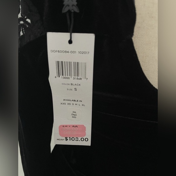 BCBGeneration Women’s Black Velvet Dress-Size Small-NWT - Picture 5 of 5